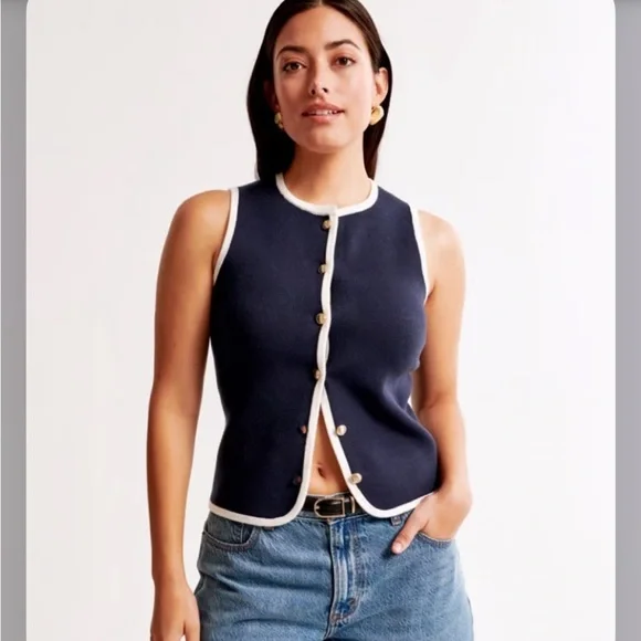 Abercrombie & Fitch Navy Blue Button Down Shirt - Picture 1 of 2